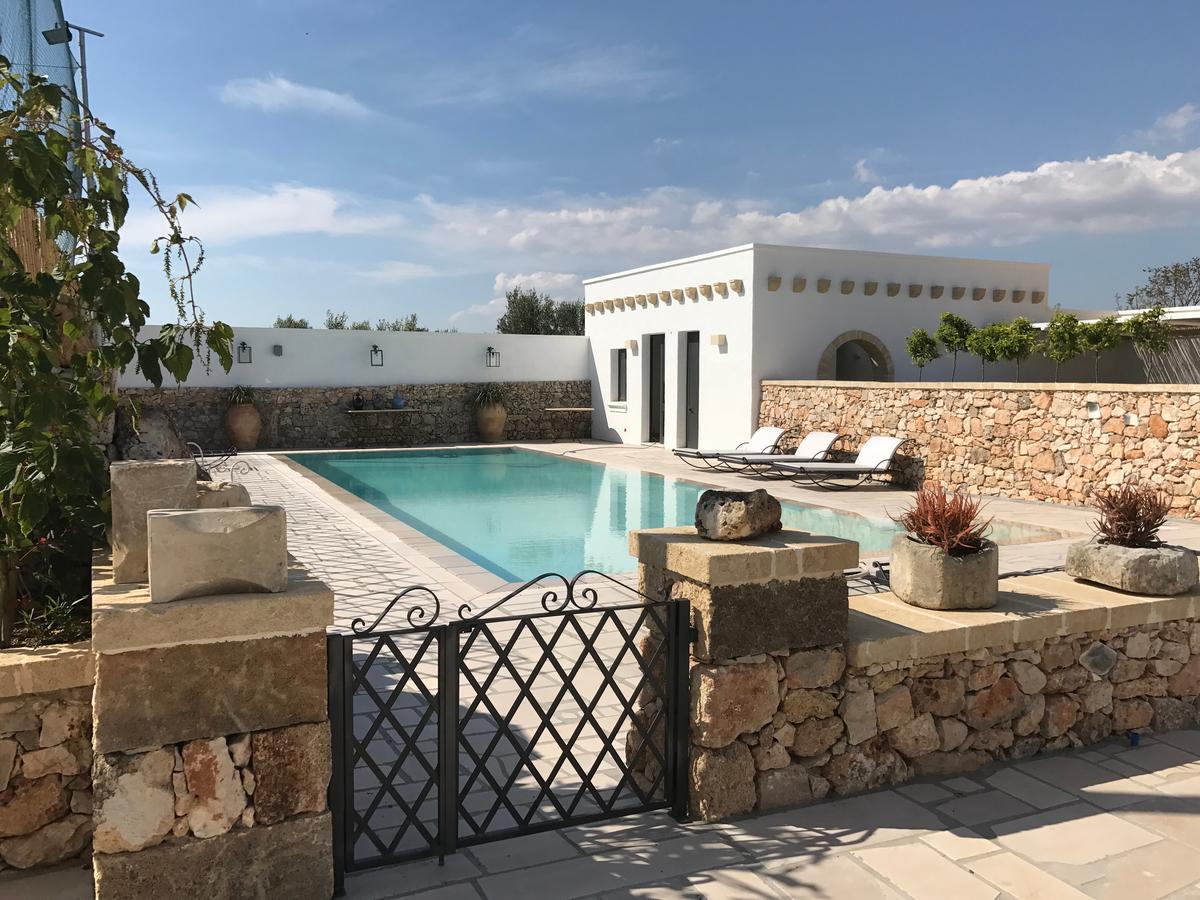 Masseria Le Mandorle Hotel Ugento Exterior photo