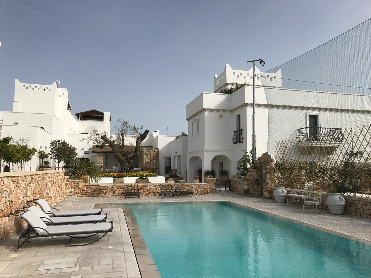 Masseria Le Mandorle Hotel Ugento Exterior photo